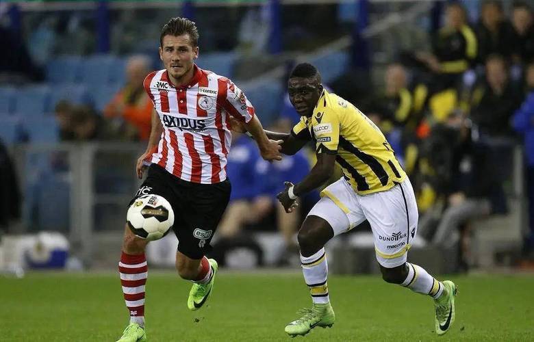 他在早攻阶 他在早攻阶